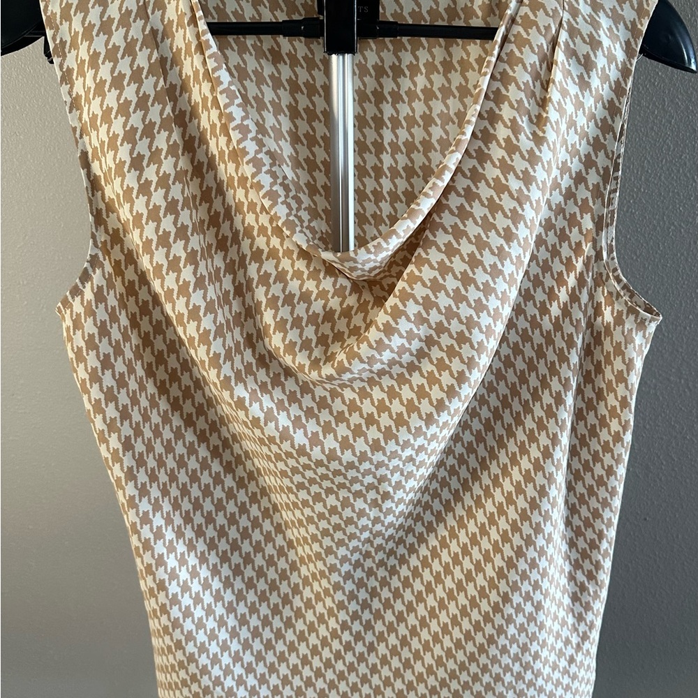 Women’s sleeveless draped front top
